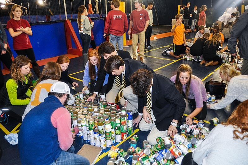 Sigma Nu UTK and Delta Gamma placed second in the Tower of Cans-04